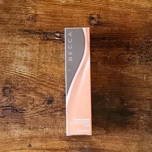 Becca Ultimate Coverage 24 hour foundation